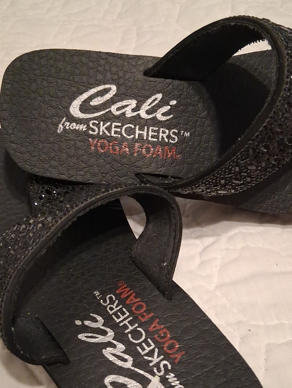 Skechers Cali Black Yoga Foam Flip Flops Beaded Sandals - Picture 2 of 10